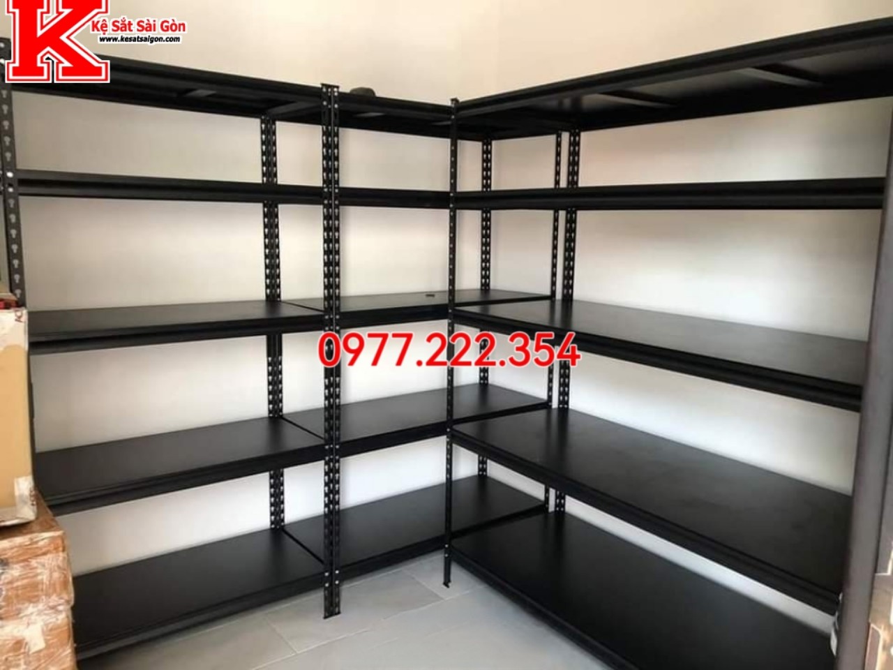 Kệ sắt V lỗ lắp ốc