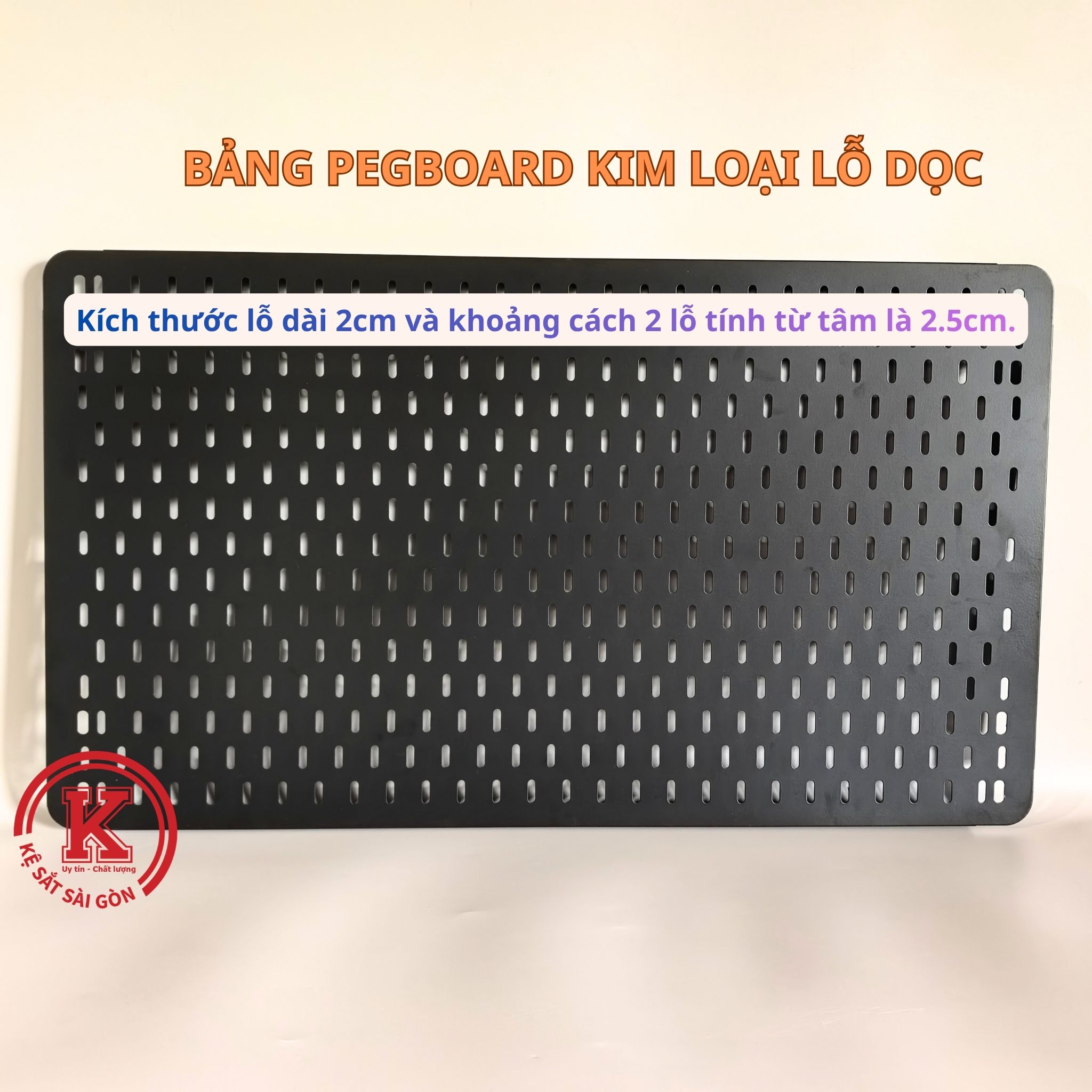 Bảng pegboard lỗ dọc