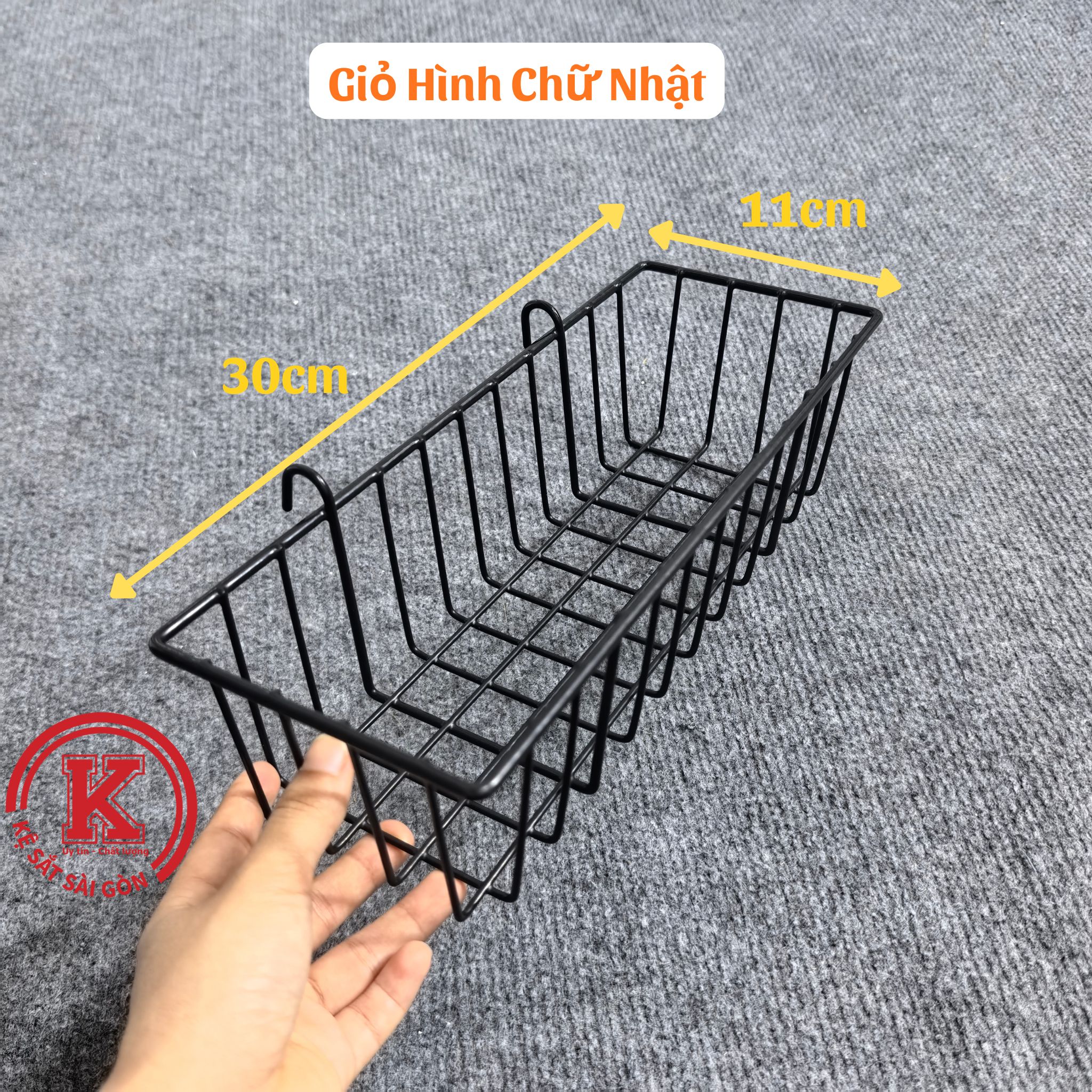 Giỏ cài khung lưới và pegboard lỗ dọc