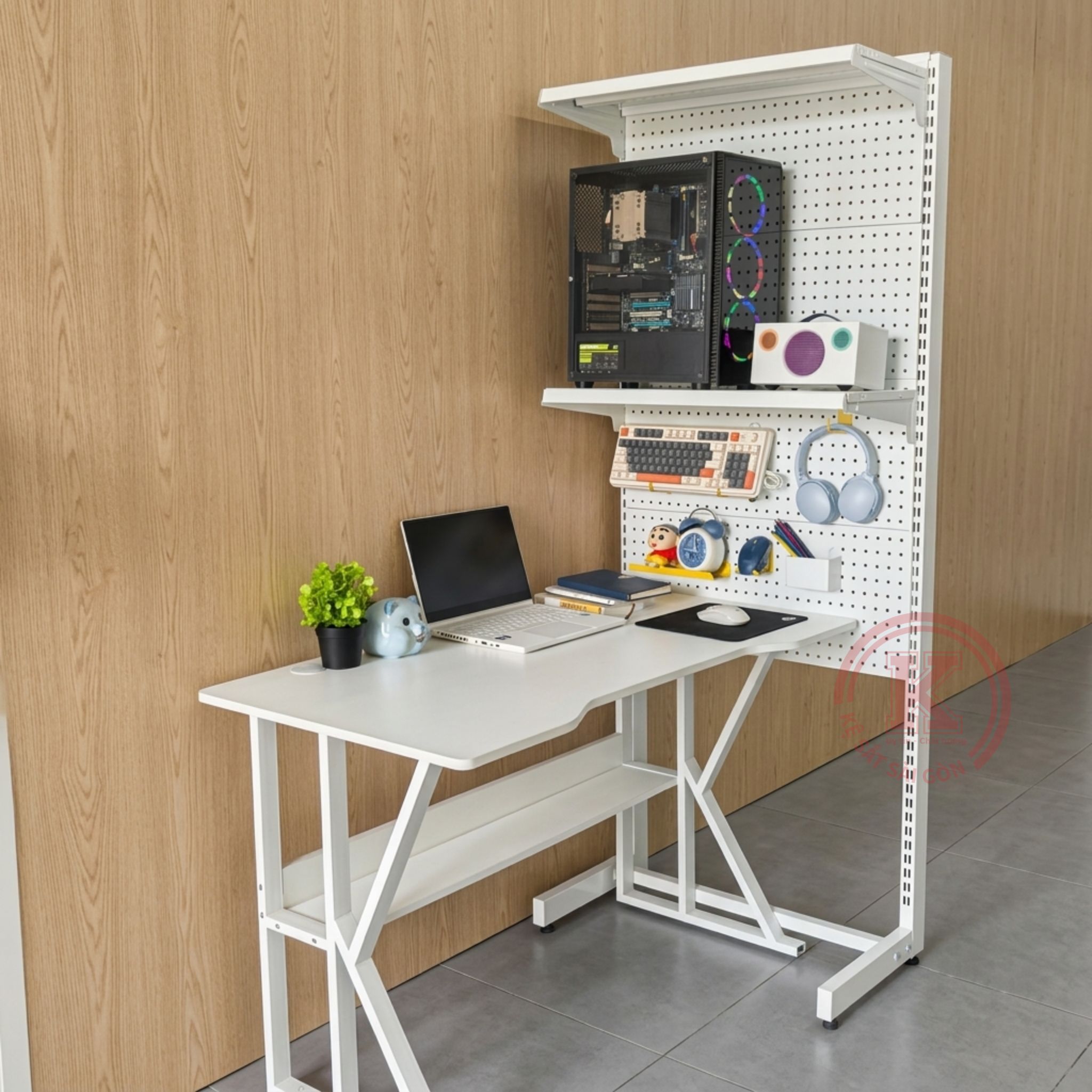 Ke-Pegboard-Ton-Duc-Lo-Chan-Dung (9)